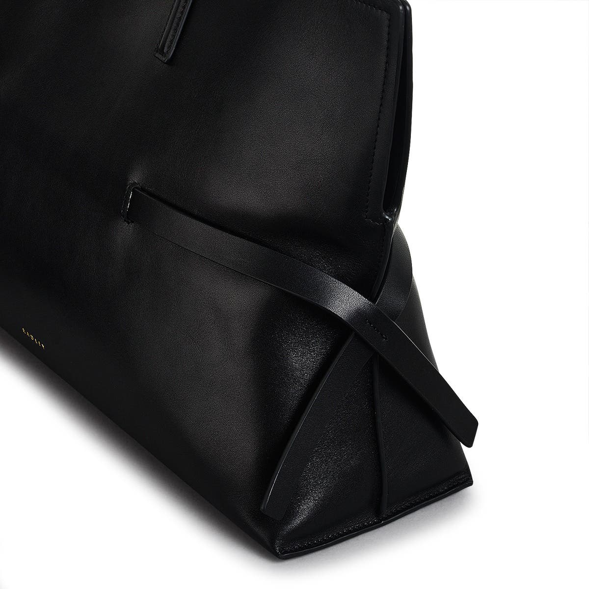 Fleet Street Medium Open Top Tote Bag, Alternate, color, Black