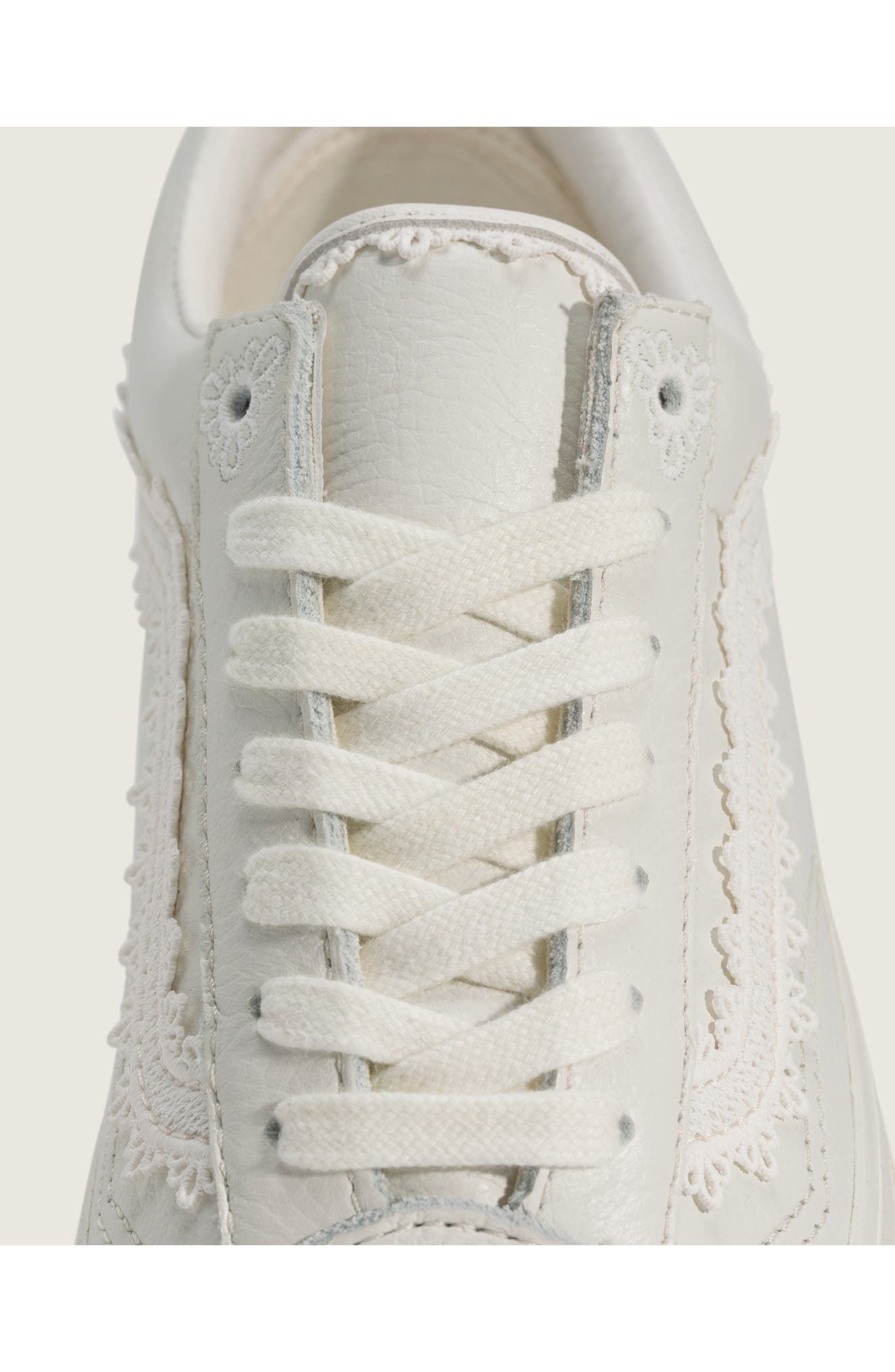 Vans Premium Old Skool Sneaker, Alternate, color, Chou Chou Marshmallow