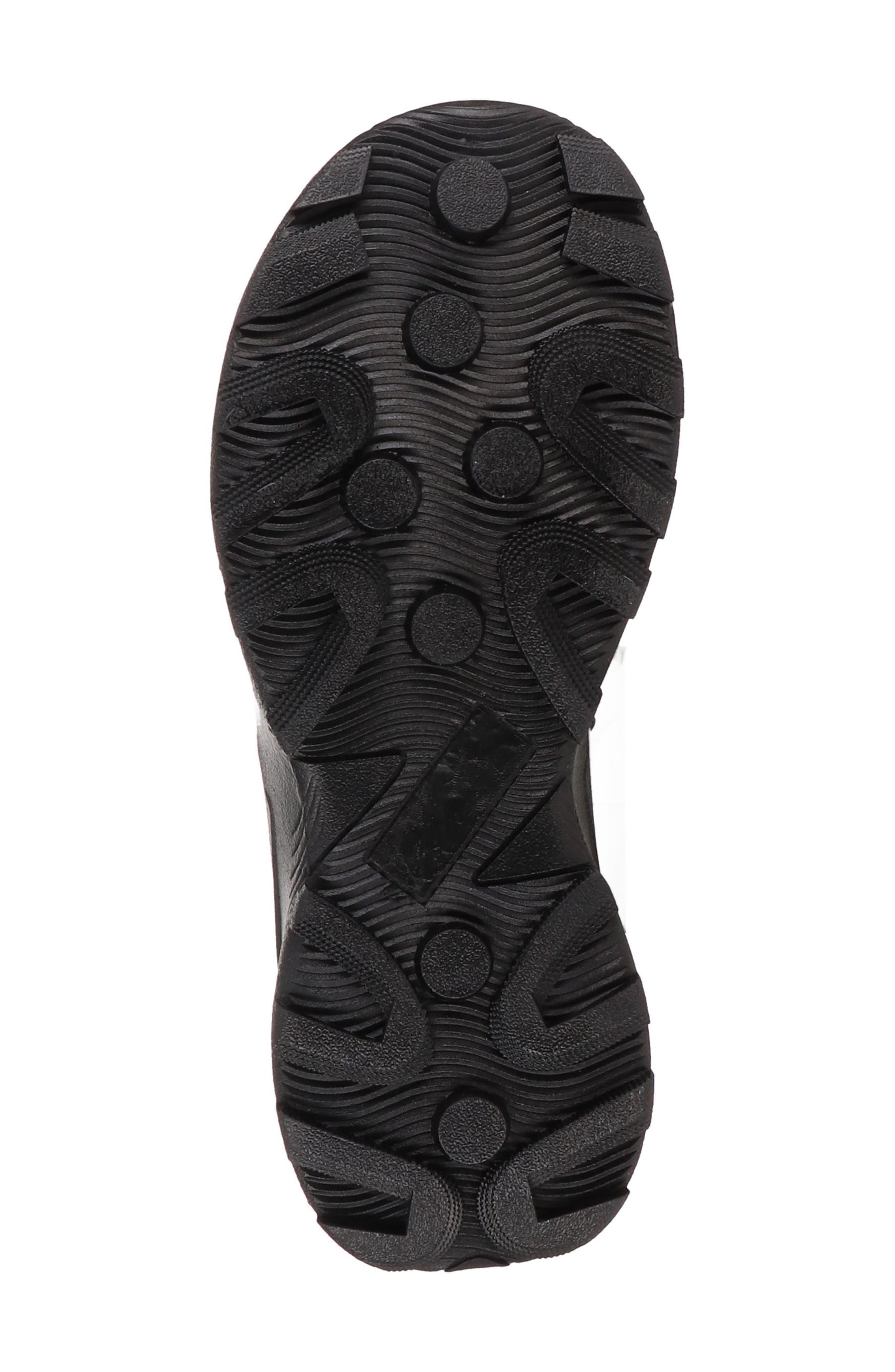 AQUATHERM BY SANTANA CANADA Sandpoint Quilted Boot, Alternate, color, Black Patent