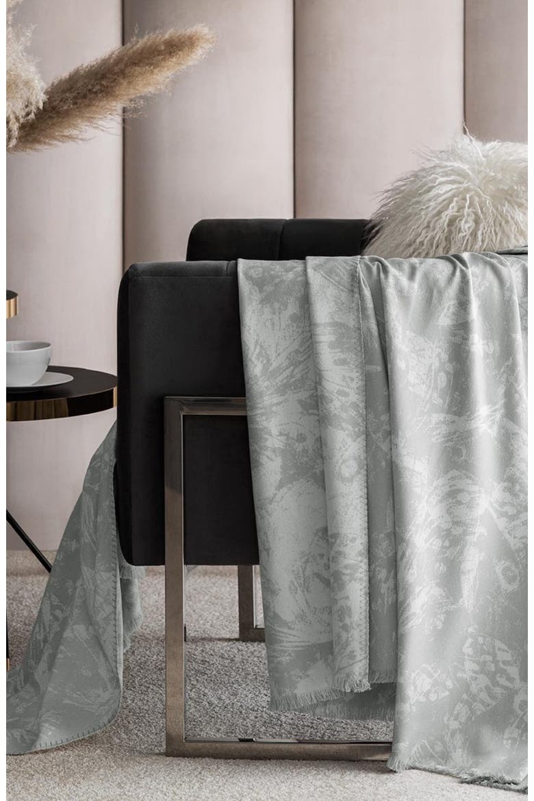Neira throw, Alternate, color, Grey