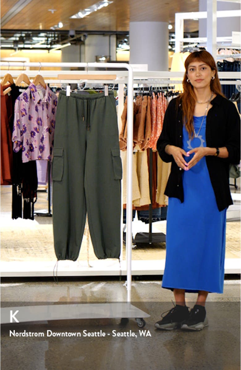 Baggy Stretch Jersey Cargo Pants, sales video thumbnail
