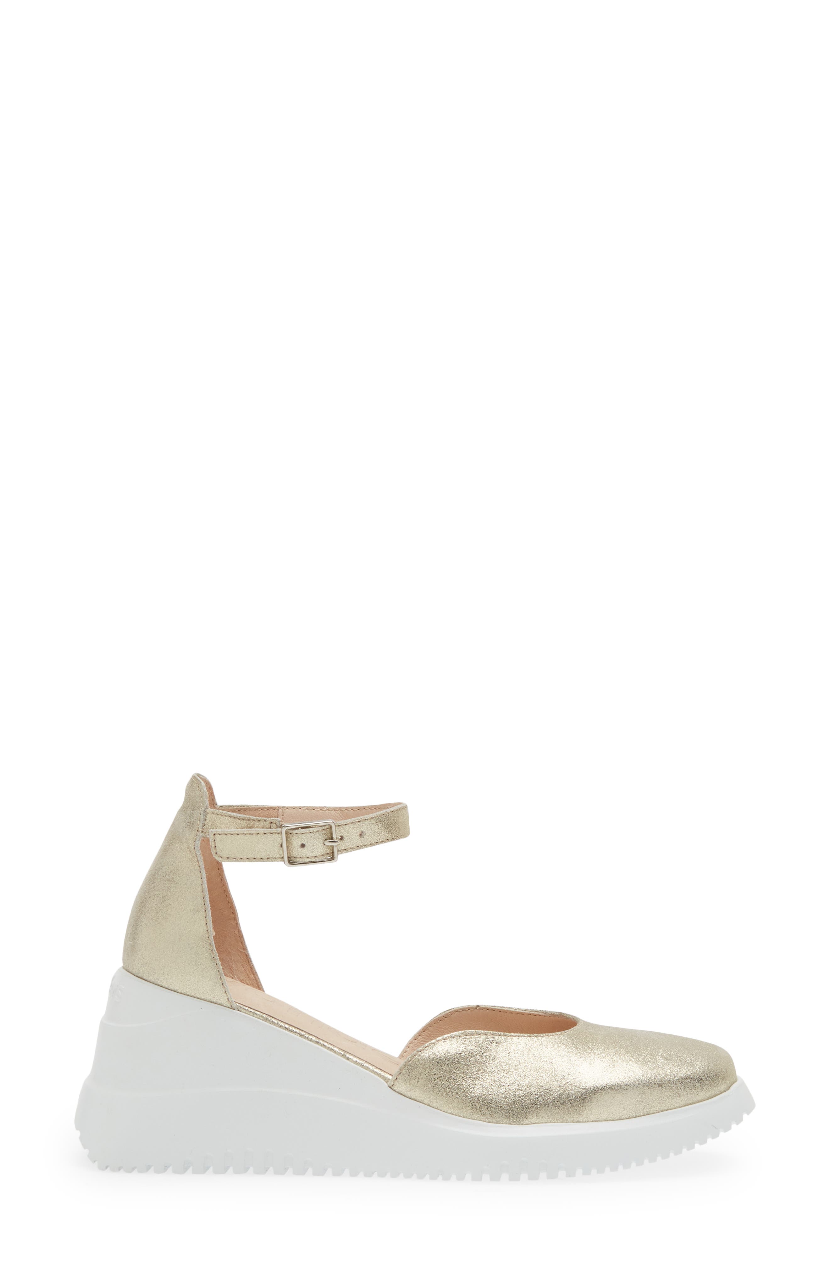 Wonders Metallic Wedge Sandal, Alternate, color, Platino