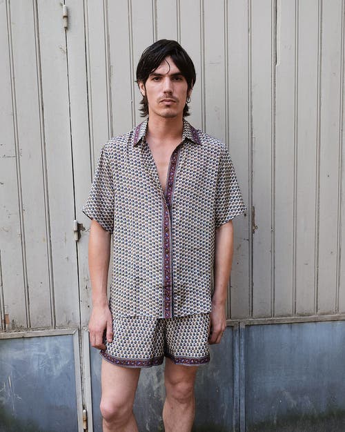 Monzlapur Embossed Botanic Crepe Shorts In Gray