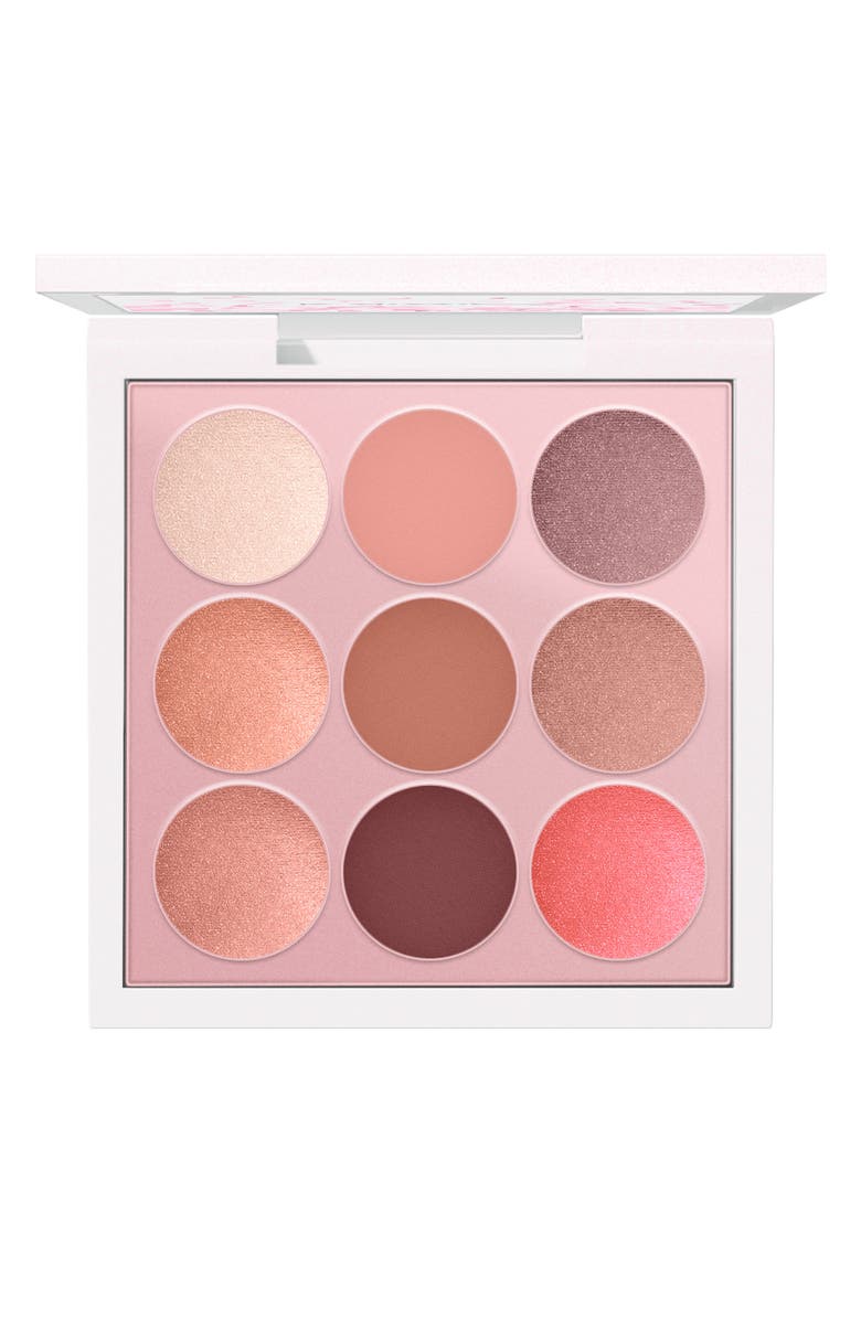 MAC Cosmetics MAC Boom, Boom, Bloom Kabuki Doll Eyeshadow Palette, Main, color,