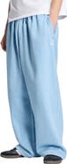 adidas Trefoil Essentials Fleece Sweatpants