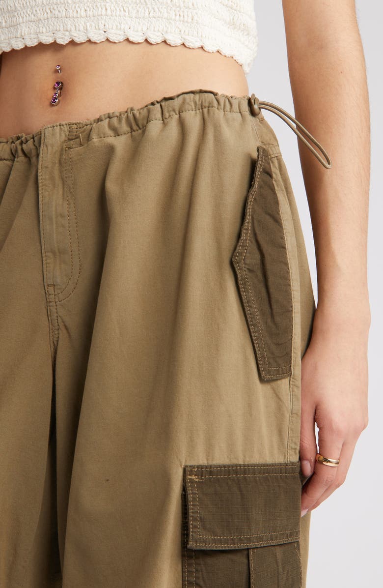 BDG Urban Outfitters Relaxed Contrast Pocket Cargo Pants, Alternate, color, 