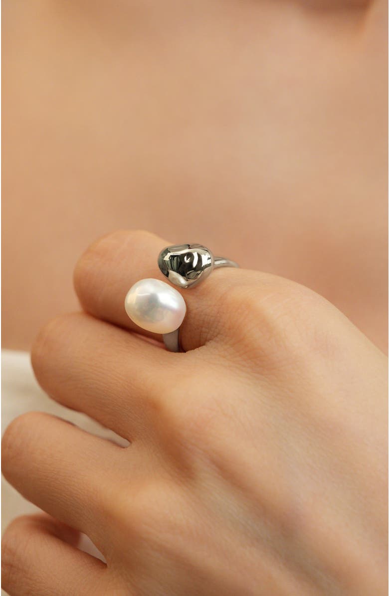 RETRO CHIC Eden Pearl Ring, Alternate, color, Silver