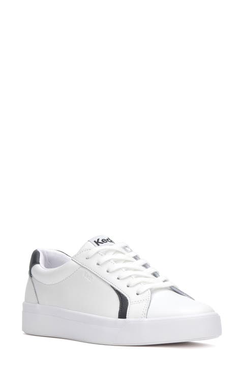 Pursuit Low Top Sneaker (Women)