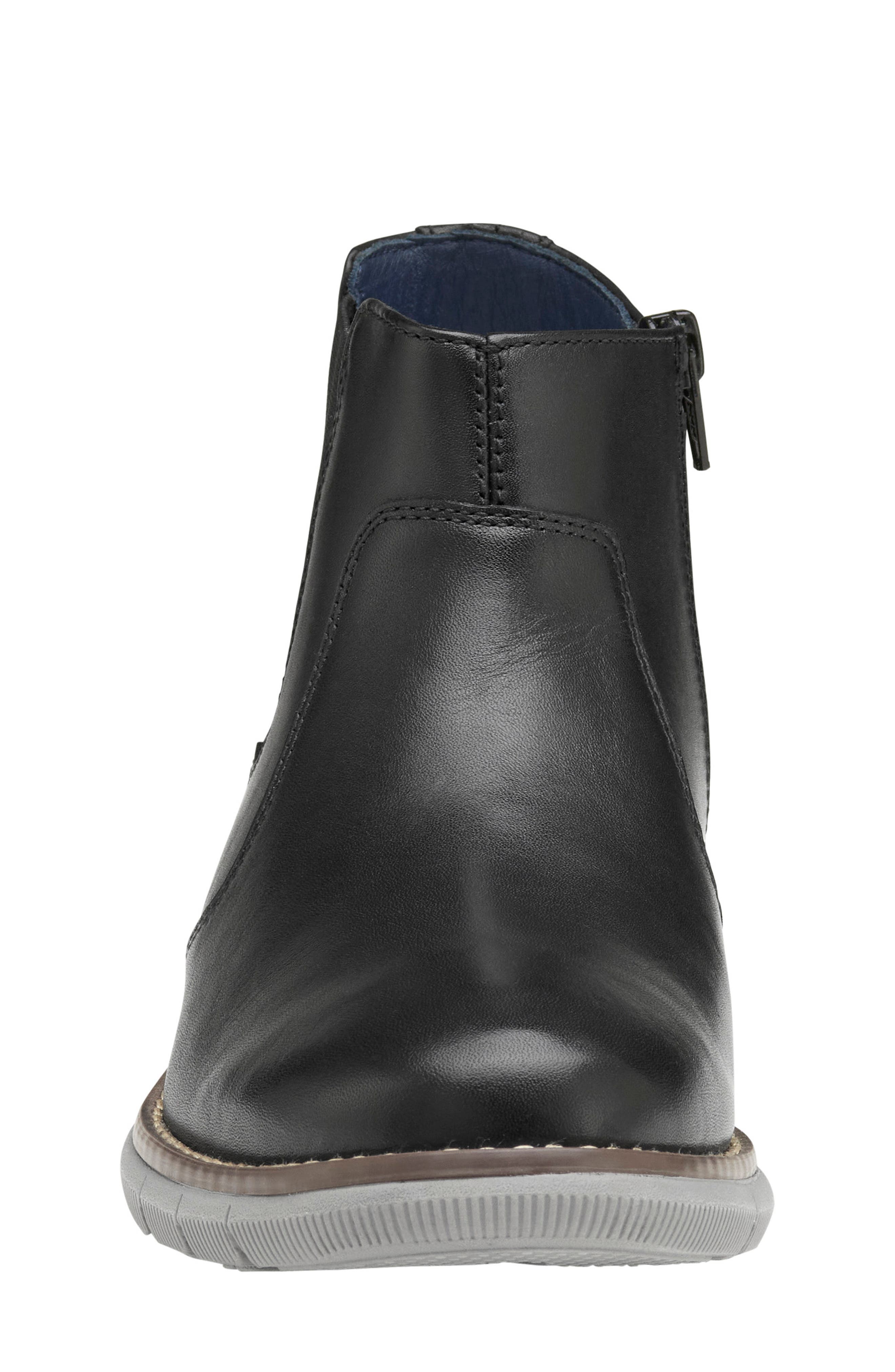 Johnston & Murphy Holden Chelsea Boot, Alternate, color, Black Full Grain