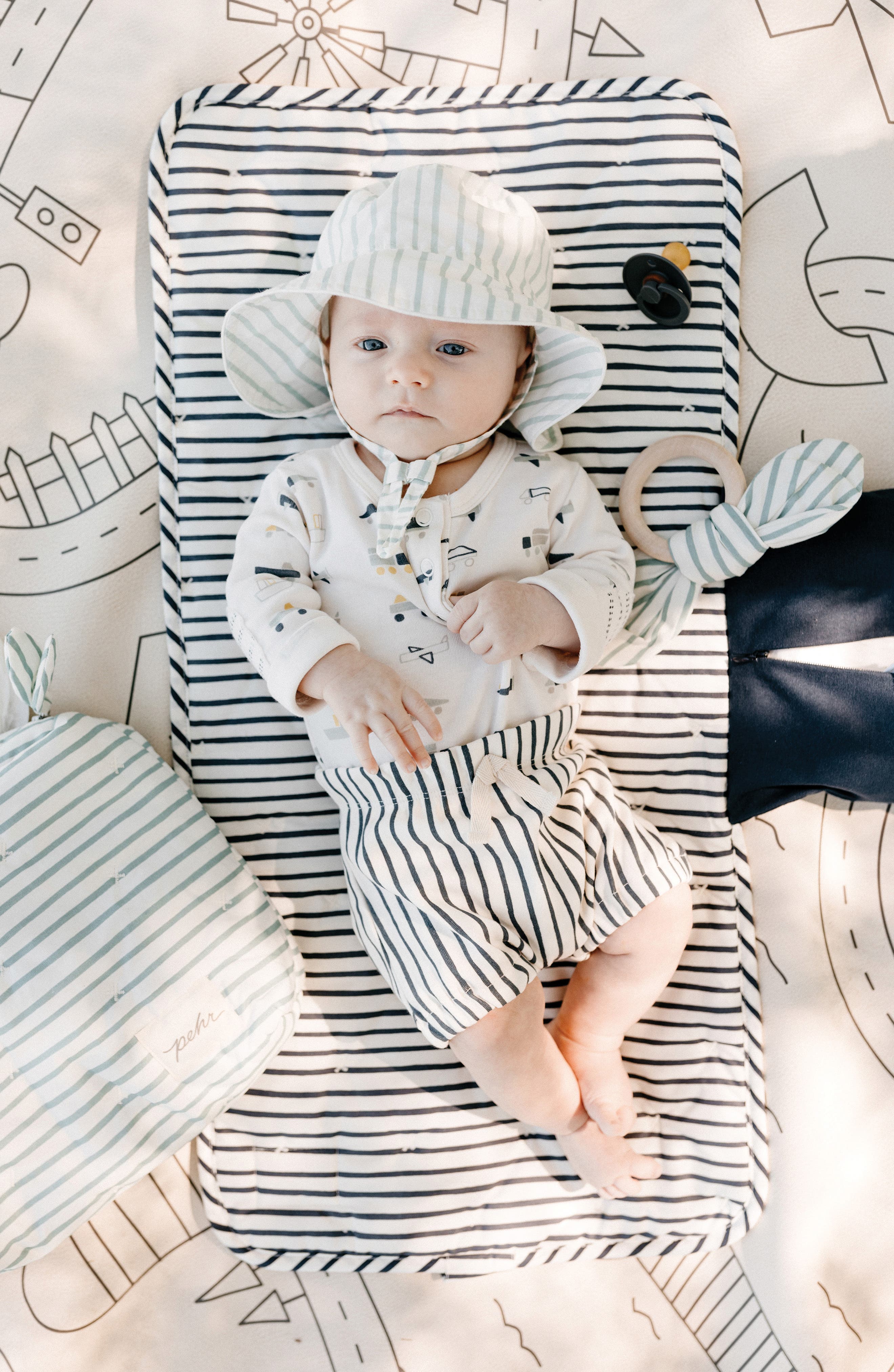 Pehr On the Go Coated Organic Cotton Changing Pad, Alternate, color, Ink