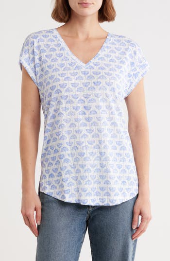 Bobeau V-neck Pleated Back T-shirt In Blue