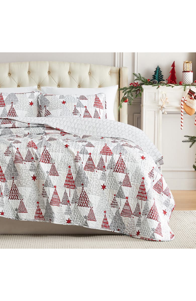 SOUTHSHORE FINE LINENS Merry and Bright Oversize Holiday Quilt Set, Alternate, color, Merry And Bright