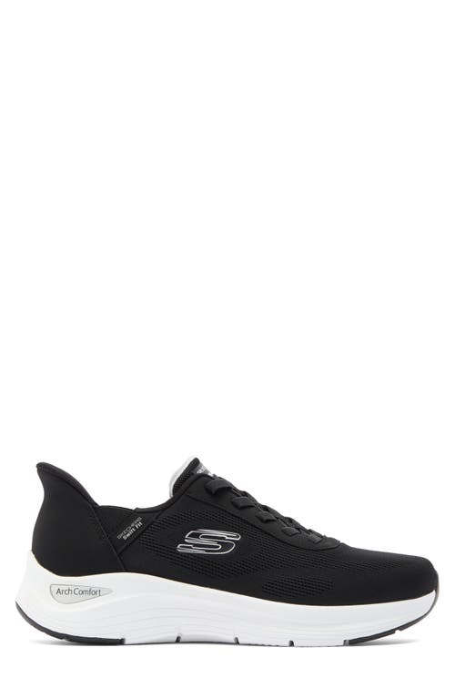 Skechers Arch Comfort Swift Fit Sneaker In Black