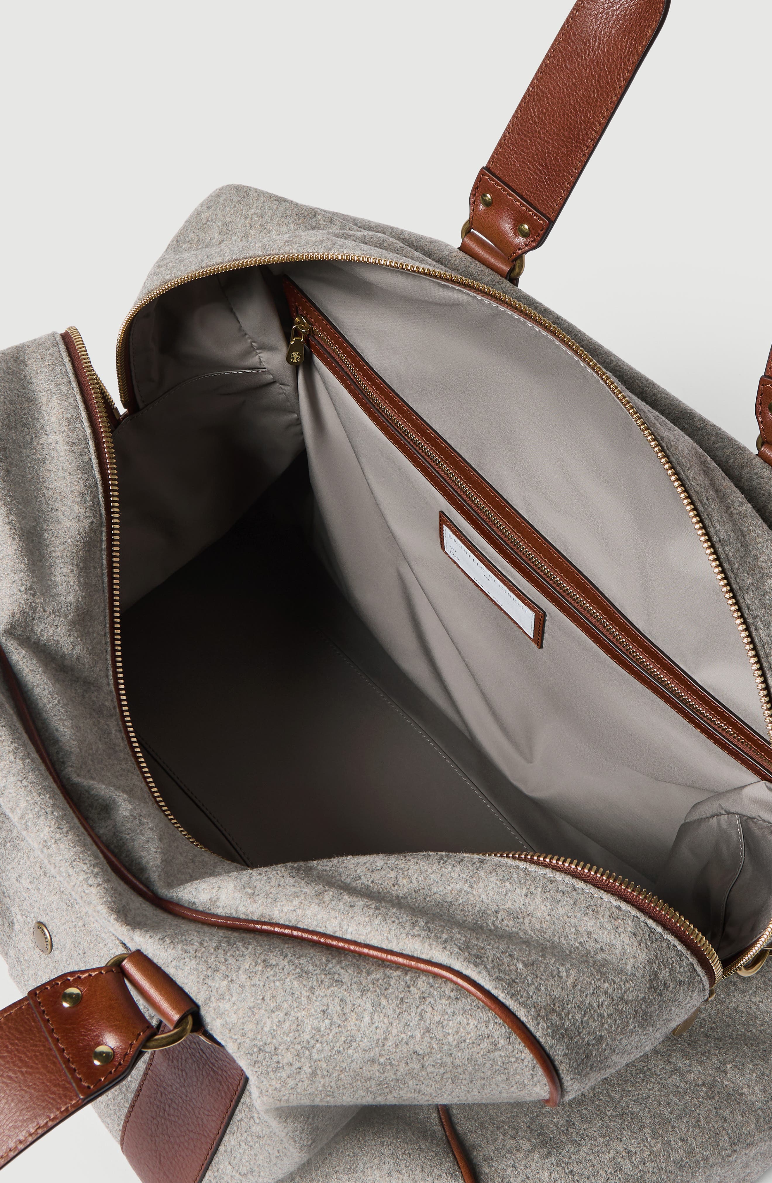 Brunello Cucinelli Virgin wool, alpaca and cashmere flannel   street bag with grained calfskin inserts, Alternate, color, Medium Grey
