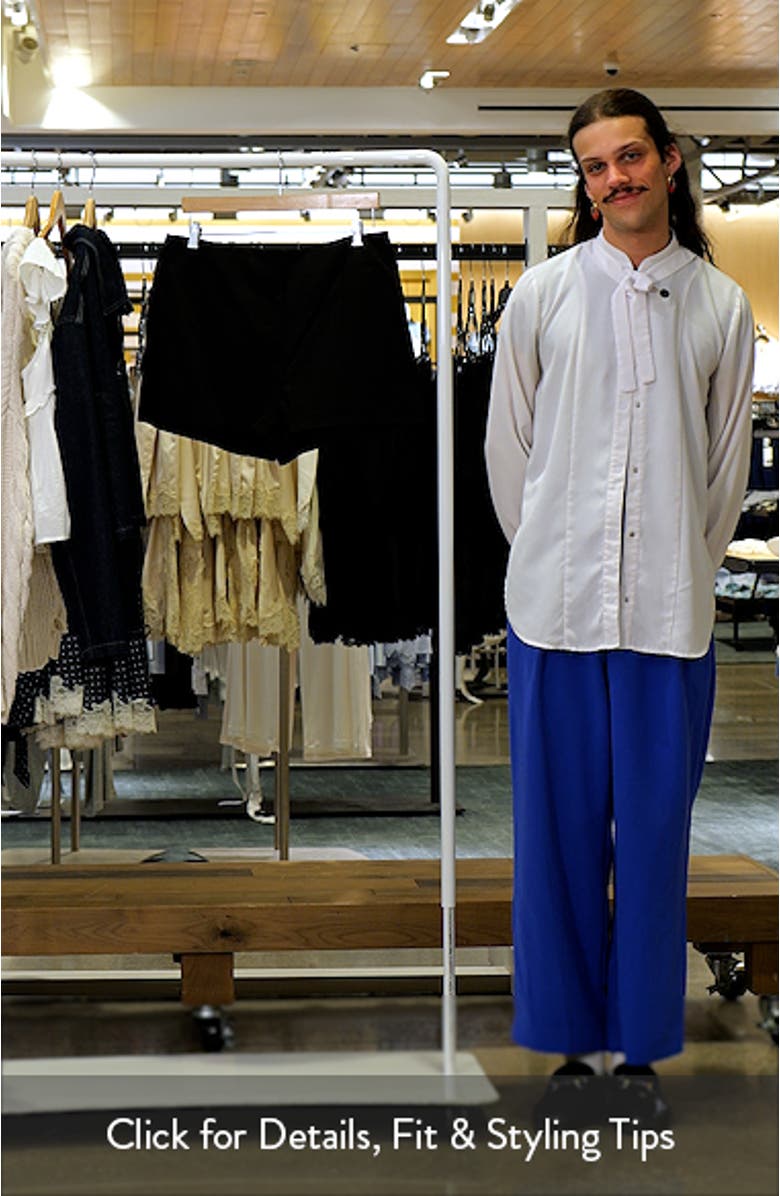 Front Seam Shorts, sales video thumbnail