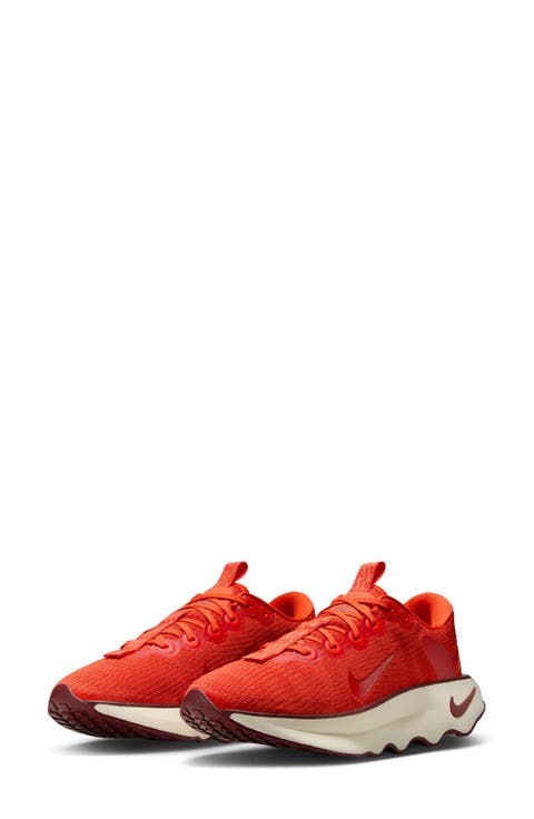 Motiva Walking Shoe (Women)