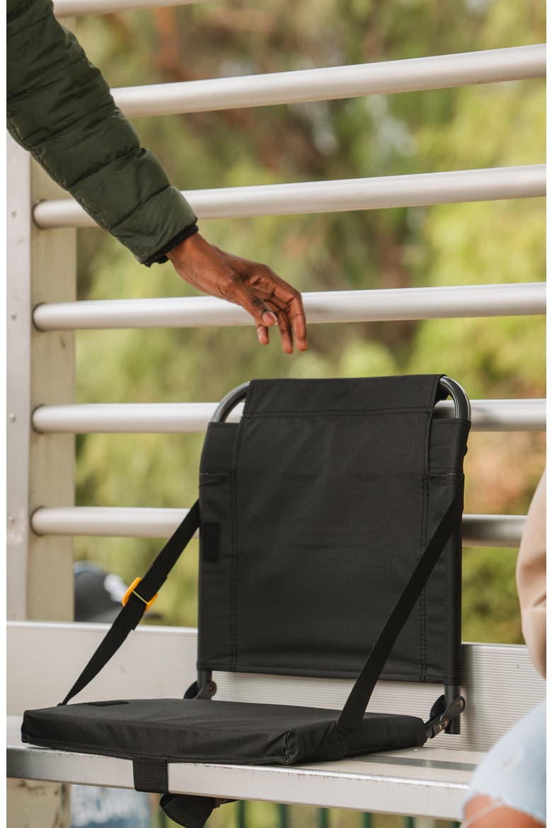 BleacherBack, Alternate, color, Black