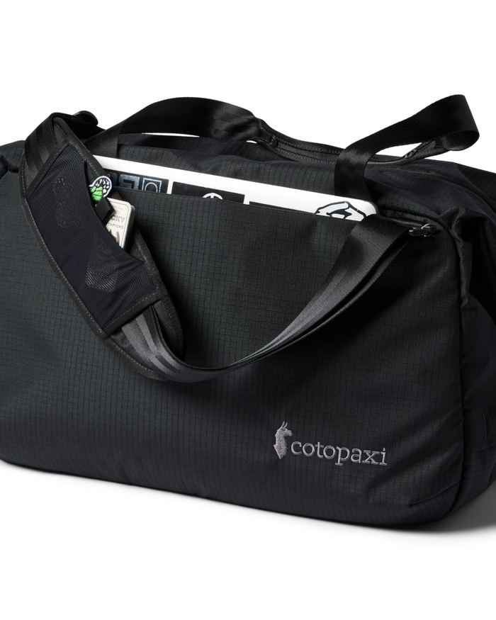 Cotopaxi Viaje 35L Travel Duffel, Alternate, color, Cotopaxi Black