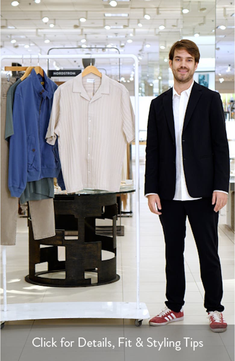 Oversize Plissé Camp Shirt, sales video thumbnail