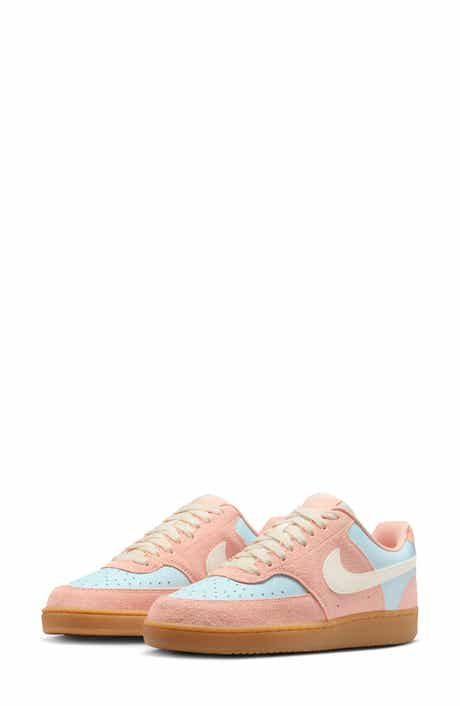 Court Vision Low Sneaker