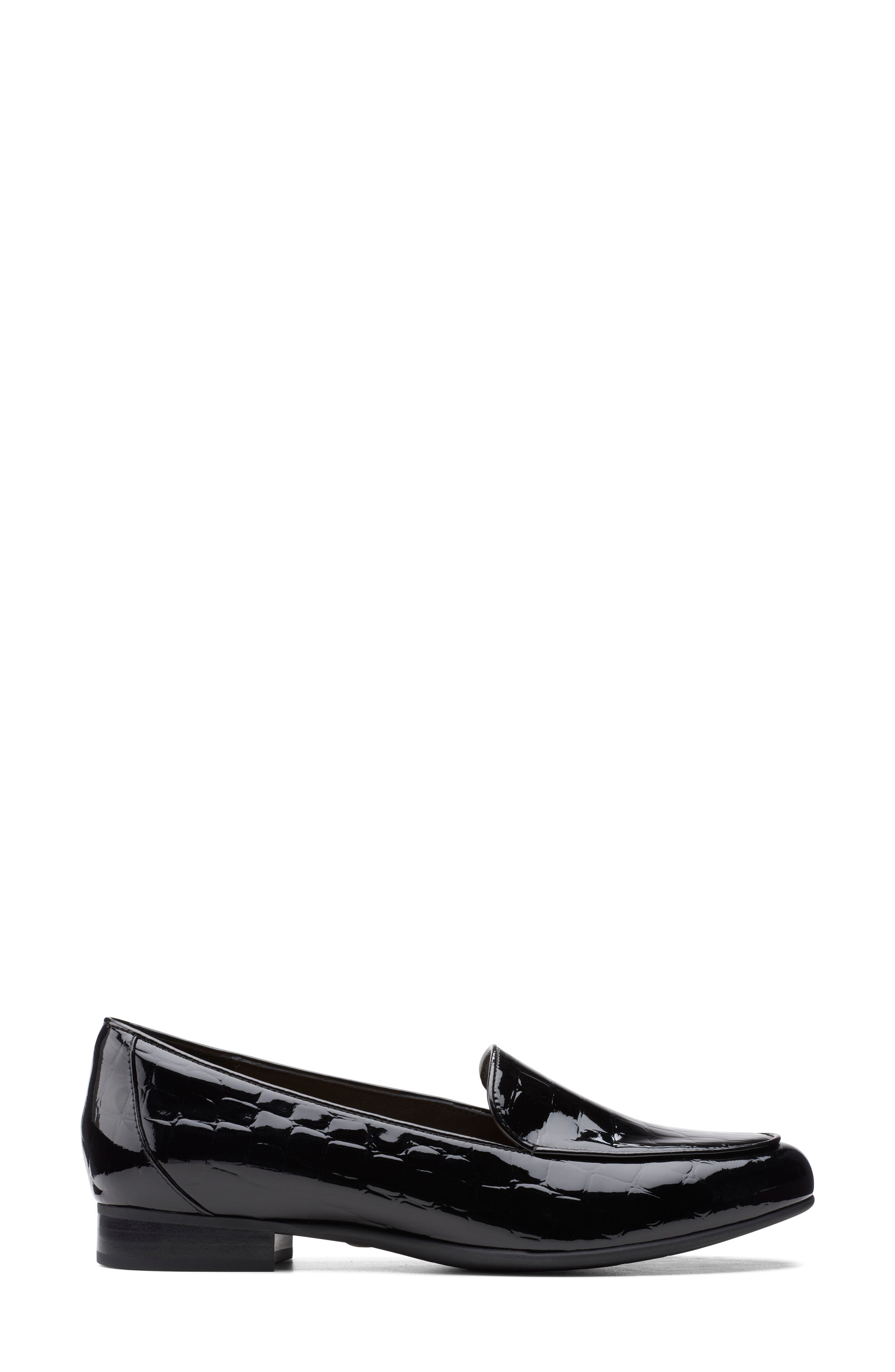 Clarks<sup>®</sup> Blush Ease Flat, Alternate, color, 