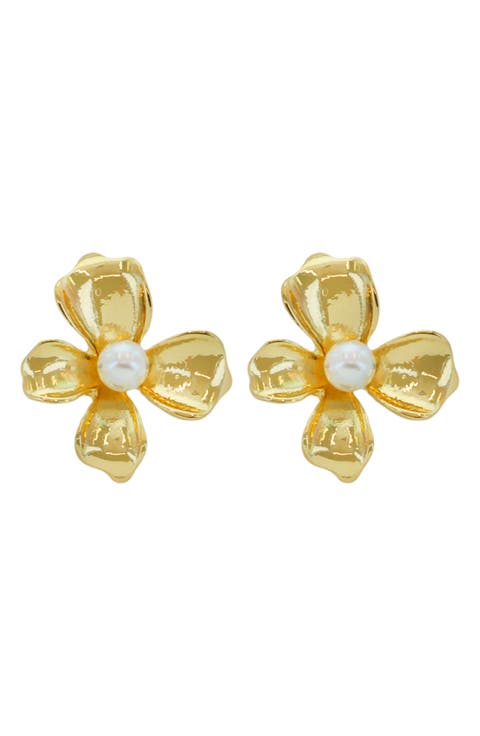 Faux Pearl Flower Stud Earrings