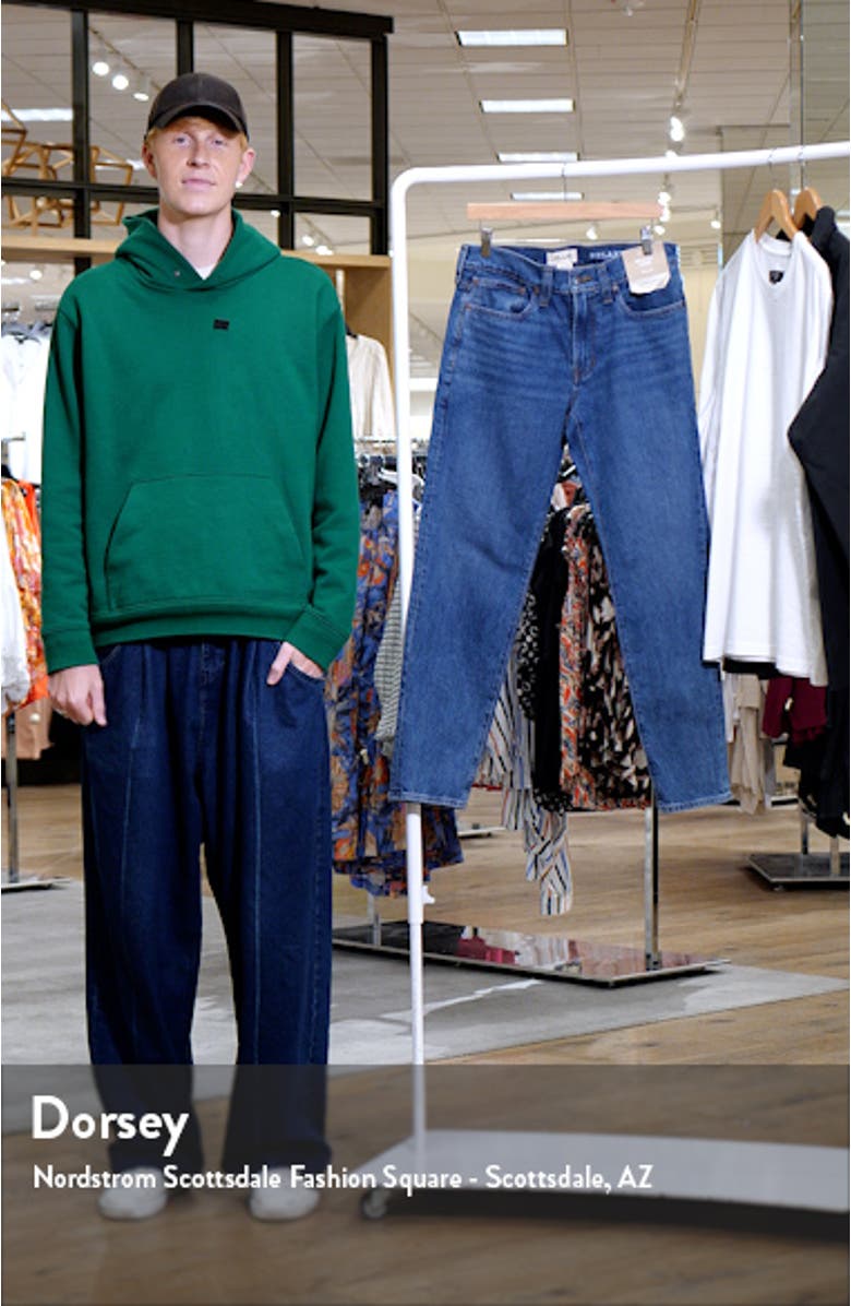 Relaxed Taper Jeans, sales video thumbnail