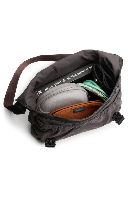 Bellroy Cinch Messenger Bag In Gray