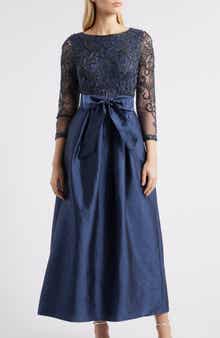 Pisarro Nights Embellished Cocktail Dress