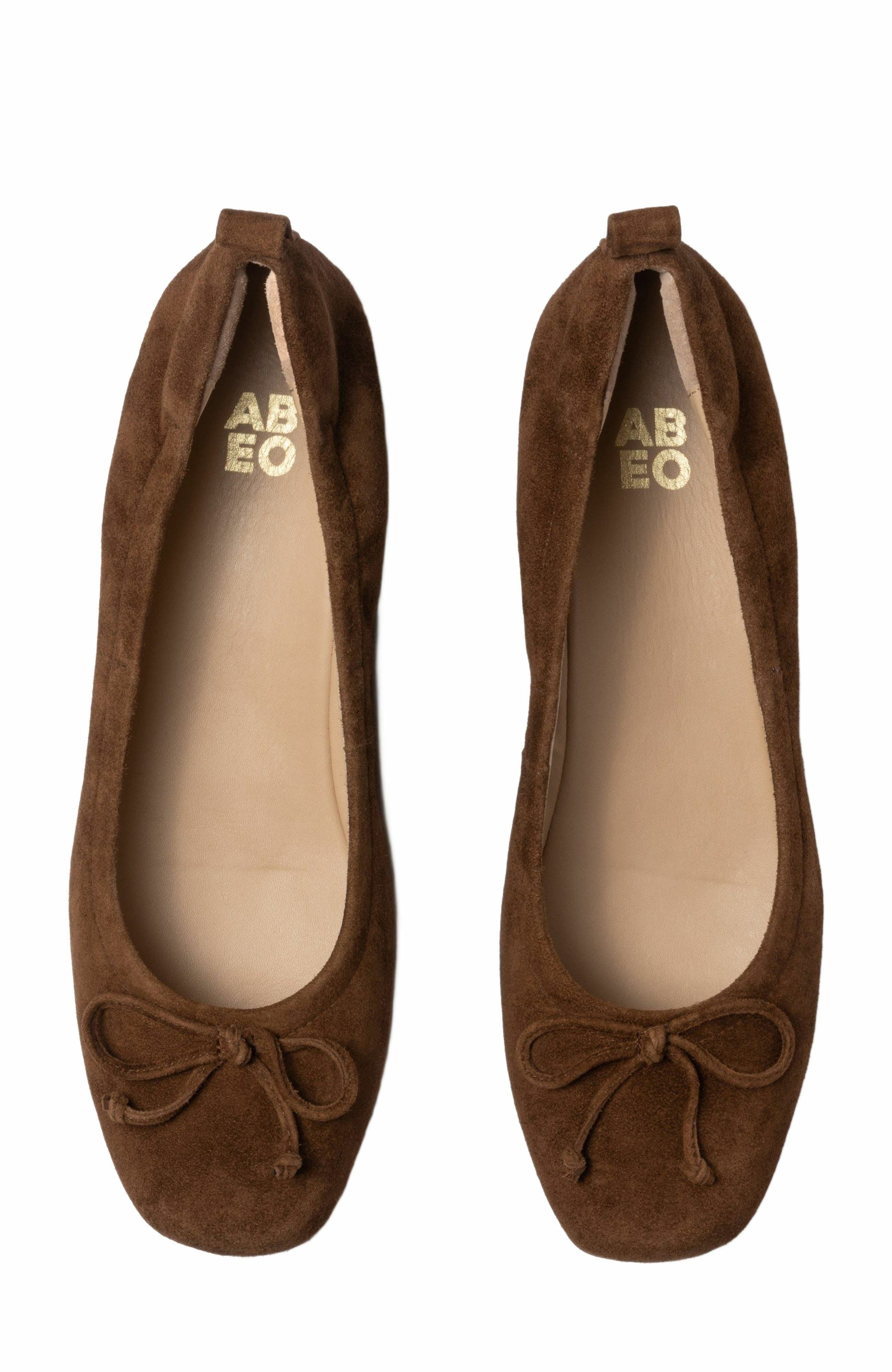 Cadence Bow Ballet Flat, Alternate, color, Caramel Suede - Regular
