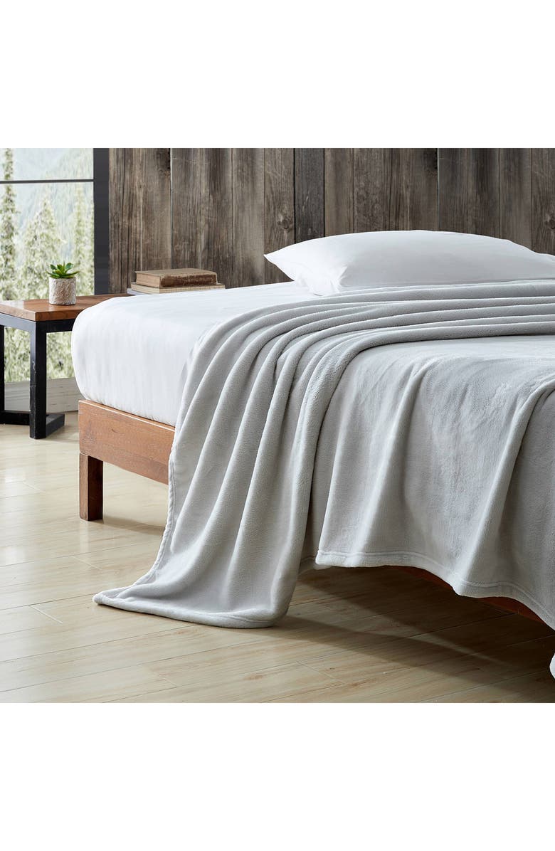 Eddie Bauer Ultra Soft Plush Throw Blanket, Alternate, color, Pebble