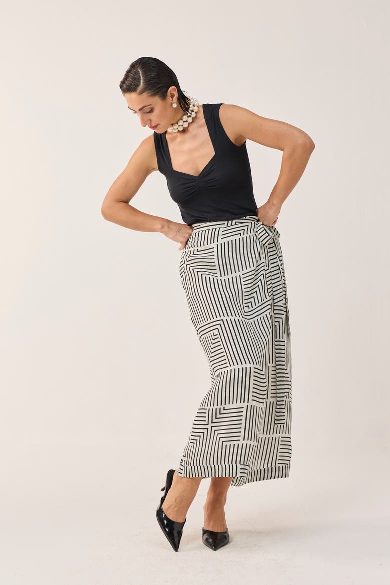 Sweetheart Neck Top, Alternate, color, Black