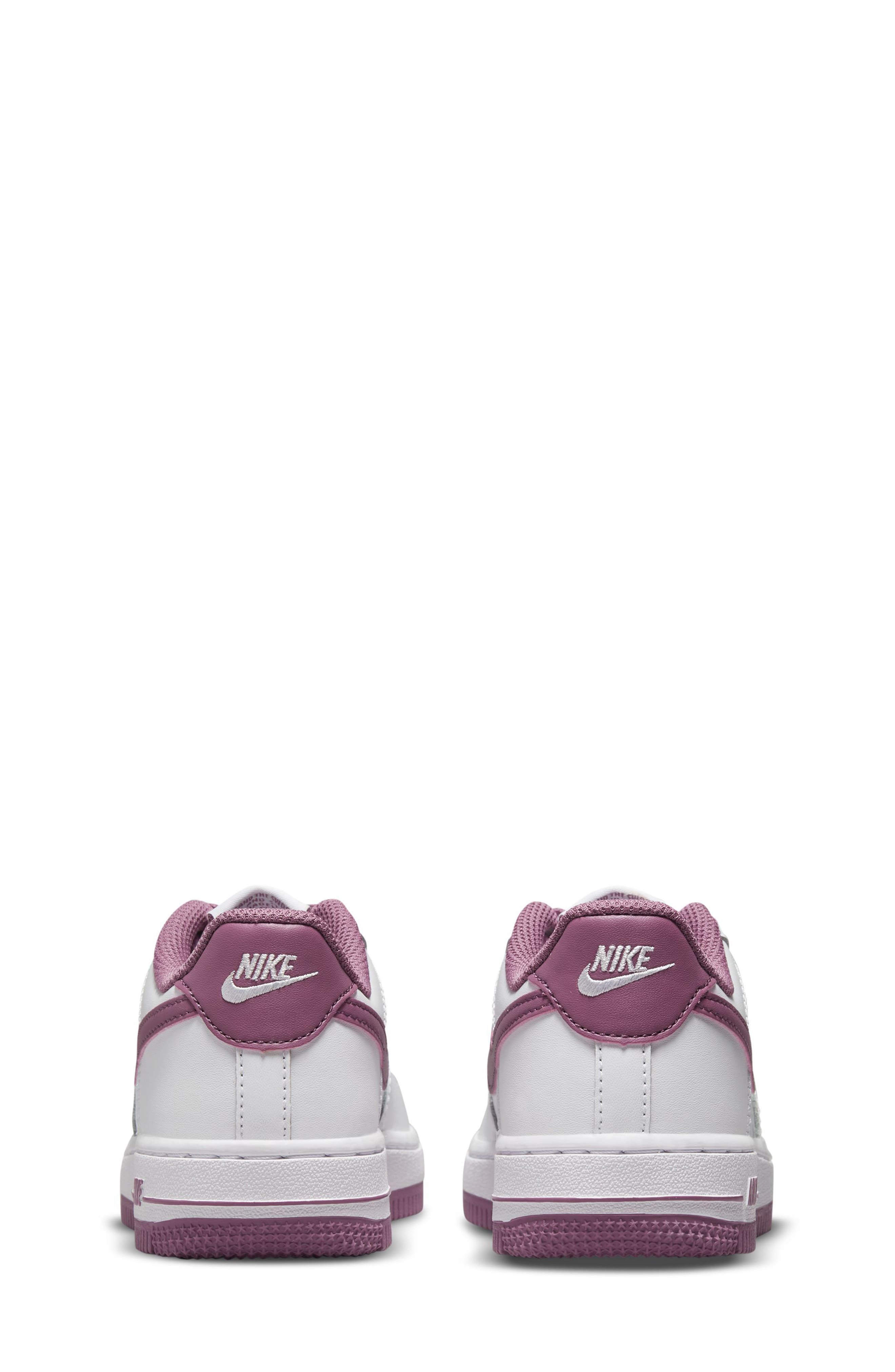 Nike Air Force 1 '06 Sneaker, Alternate, color, 