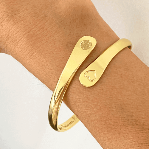 Hollywood Sensation Mother Daughter Bracelet Collection In Gold