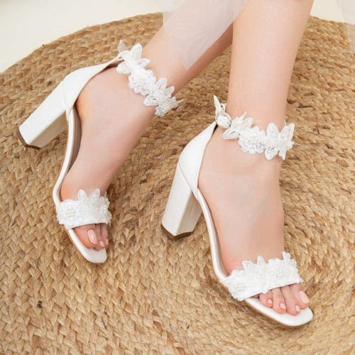 FOREVER & ALWAYS SHOES FOREVER & ALWAYS SHOES DEDE LACE BRIDAL HEELED SANDALS