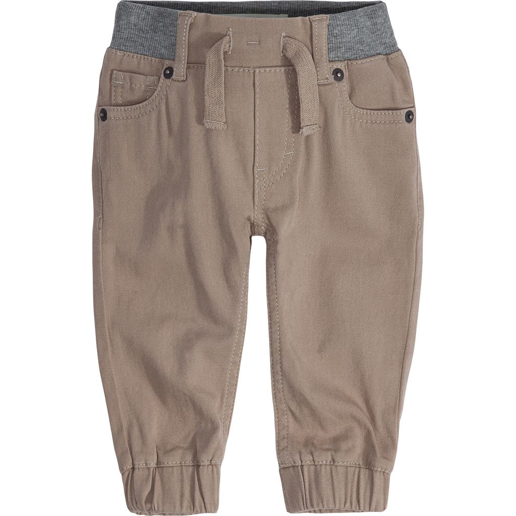 Levi's® Stretch Twill Joggers In Brown