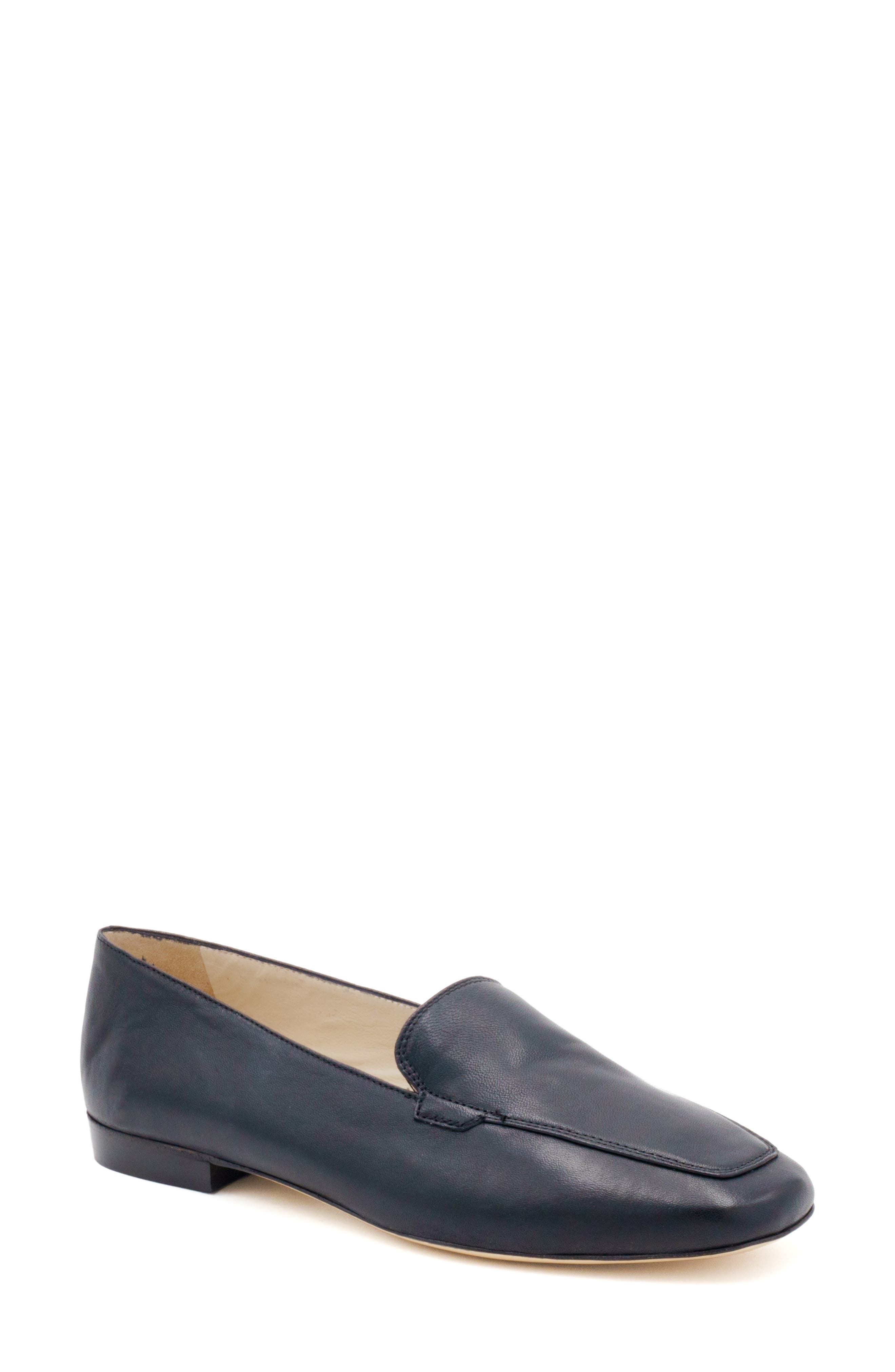 Amalfi by Rangoni Giove Apron Toe Loafer, Main, color, 