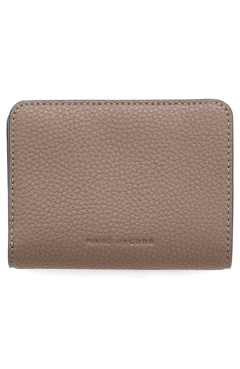 Marc Jacobs The Mini J Marc Compact Wallet, Alternate, color, Cement
