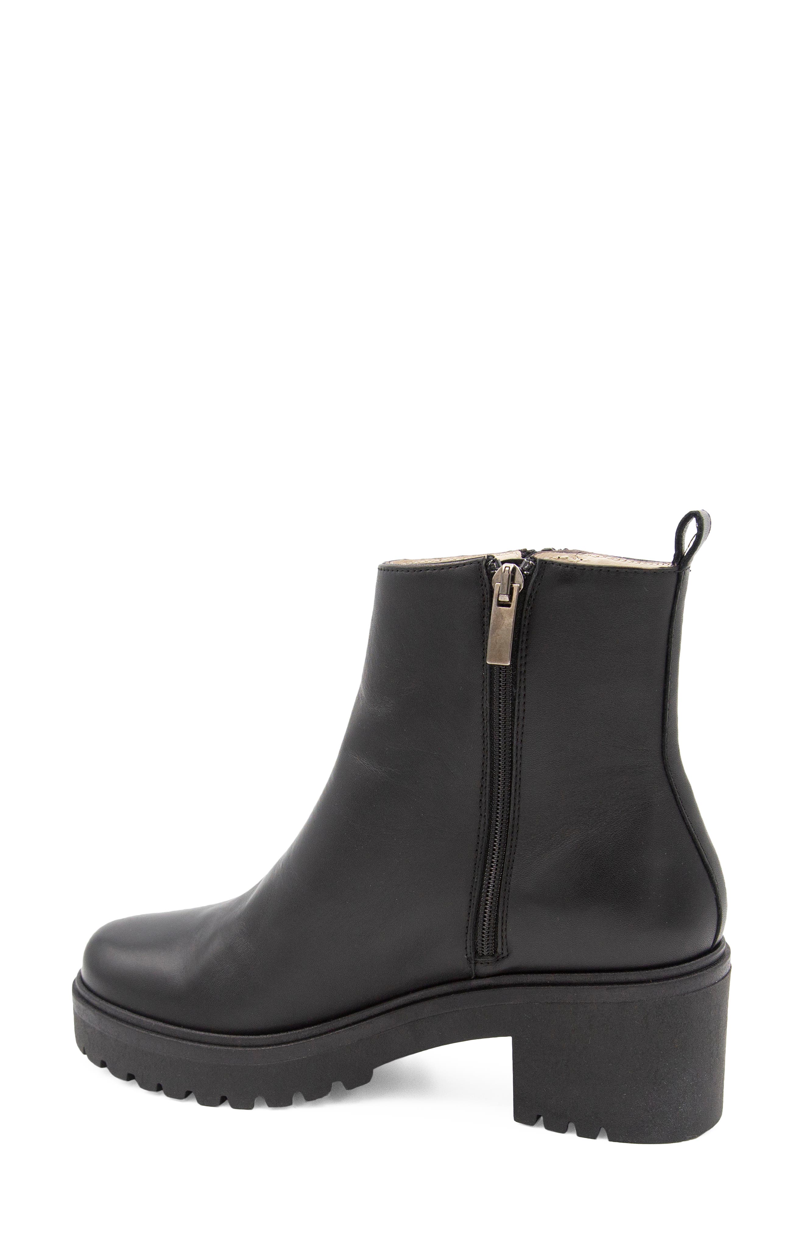 Amalfi by Rangoni Trota Lug Sole Bootie, Alternate, color, 