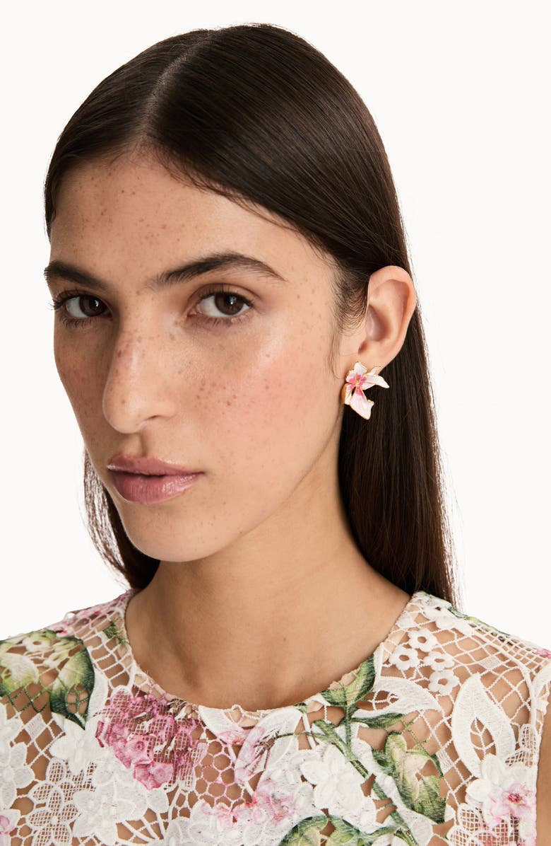 Oscar de la Renta Small Cyclamen Enamel Stud Earrings, Alternate, color, Pink