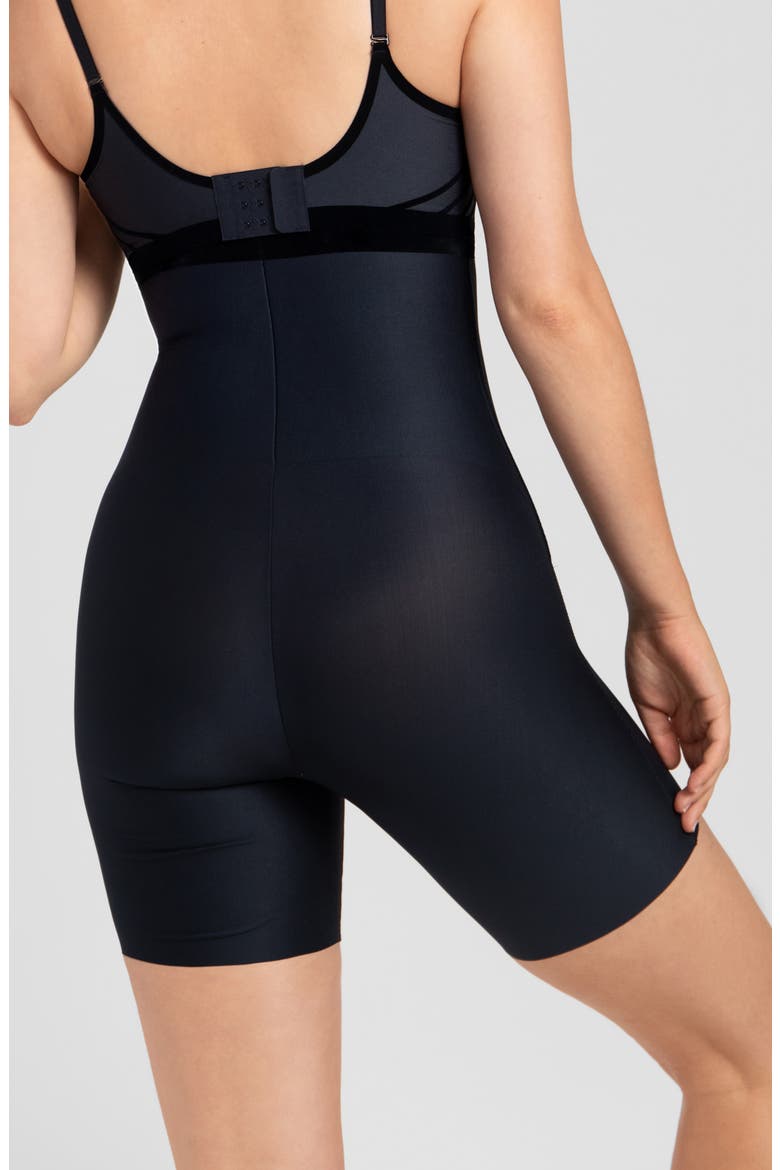 No-Show High-Waist Shaping Shorts, Alternate, color, VAMP