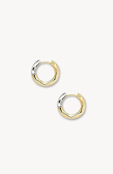 Petite Wavy Hoops in 3/4