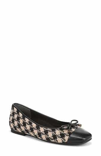 Vionic Klara Cap Toe Flat