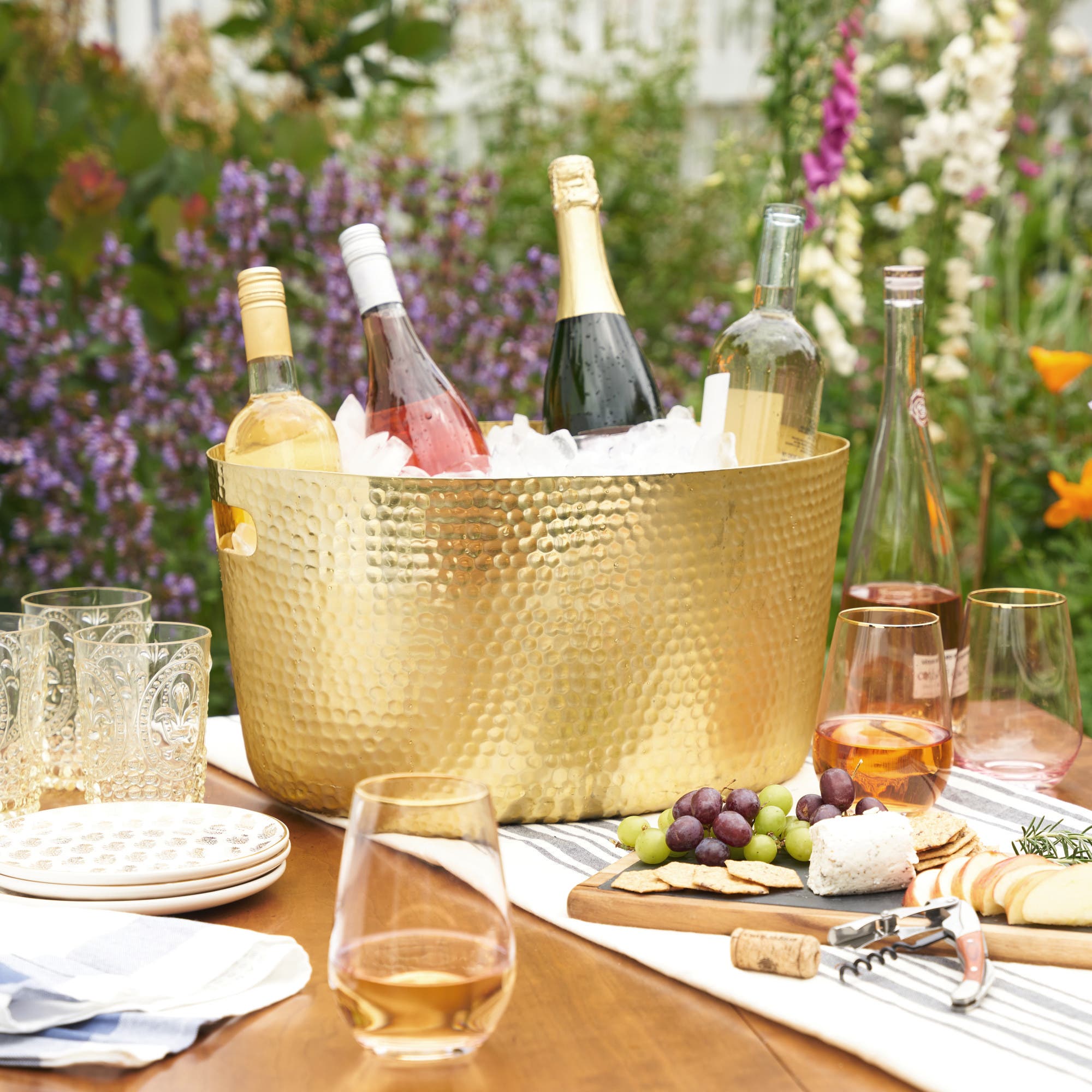 Twine Hammered Metal Tub - Thumbnail 4