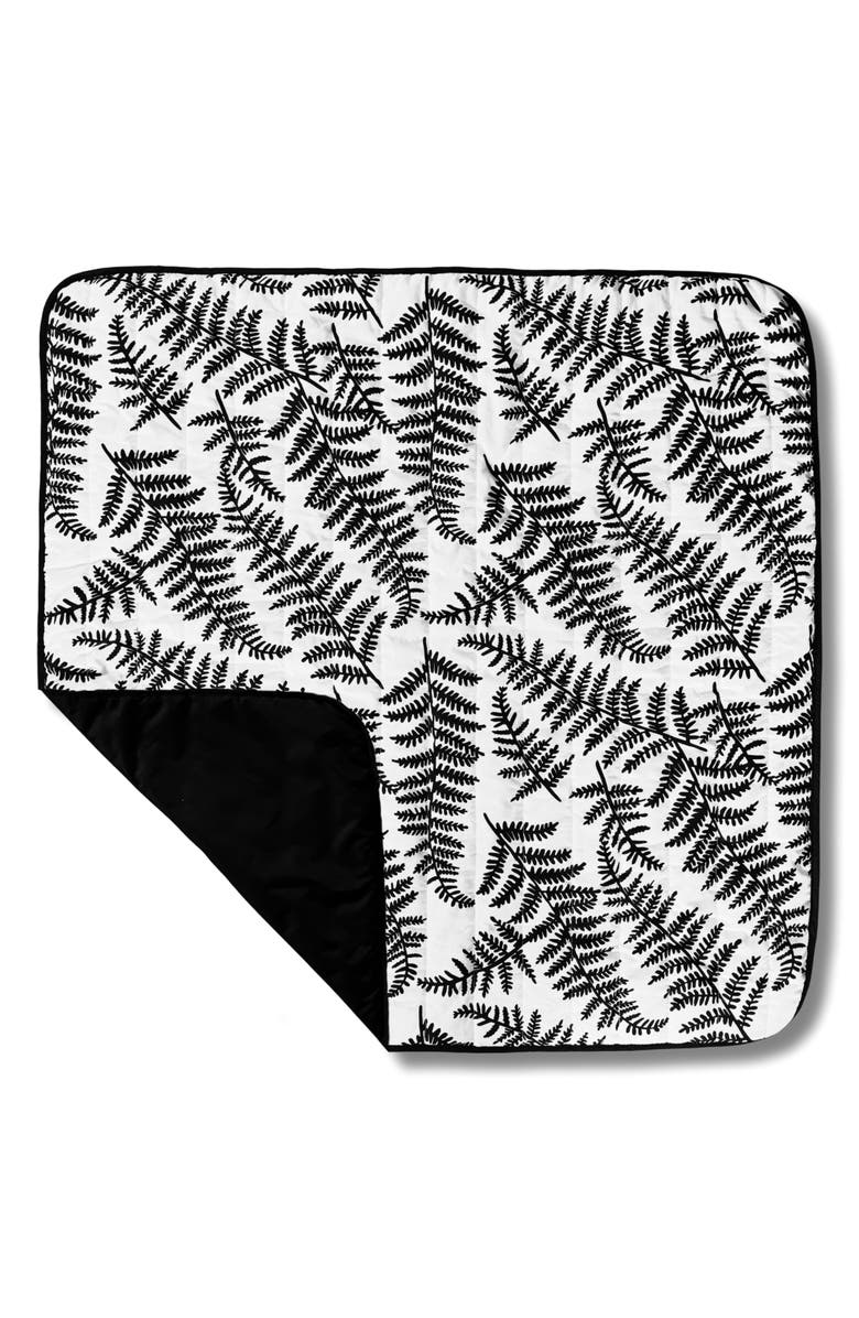 ETTA LOVES Sensory Print Reversible Outdoor Playmat, Main, color, Black/ White