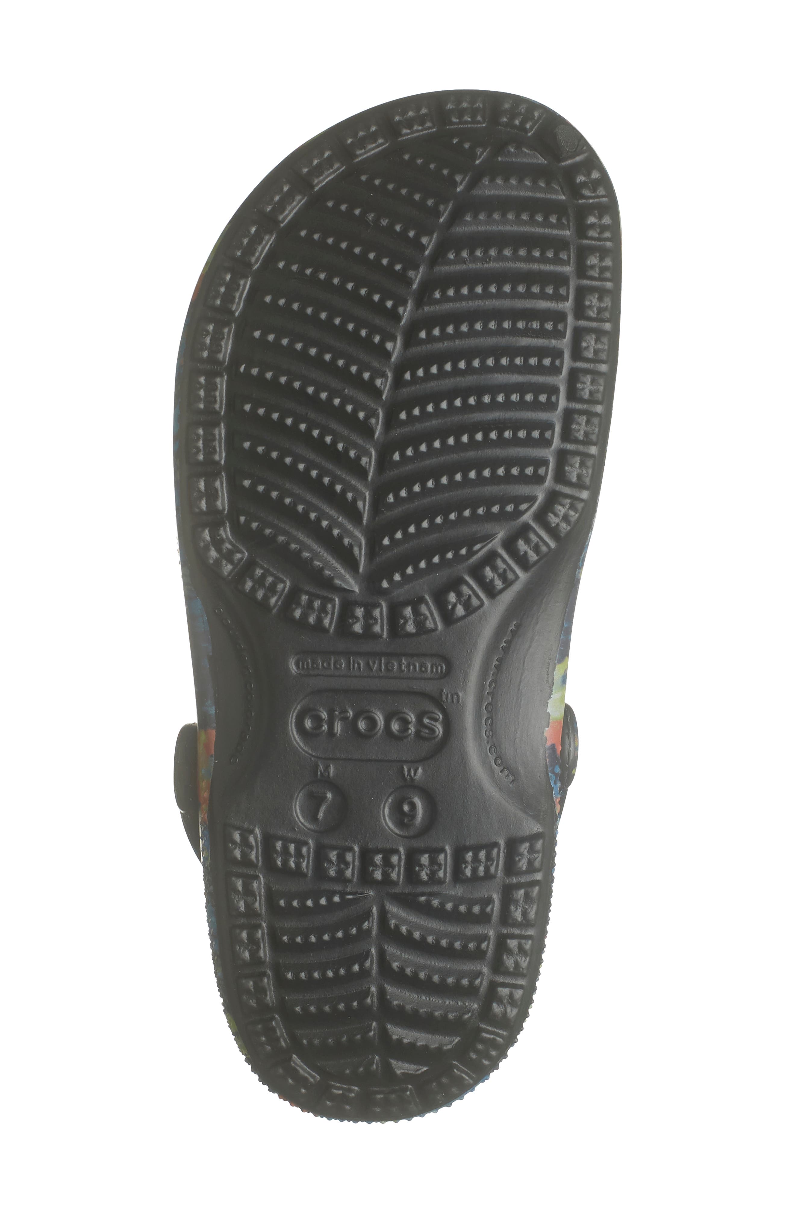 CROCS Classic Tie Dye Graphic Clog, Alternate, color, 