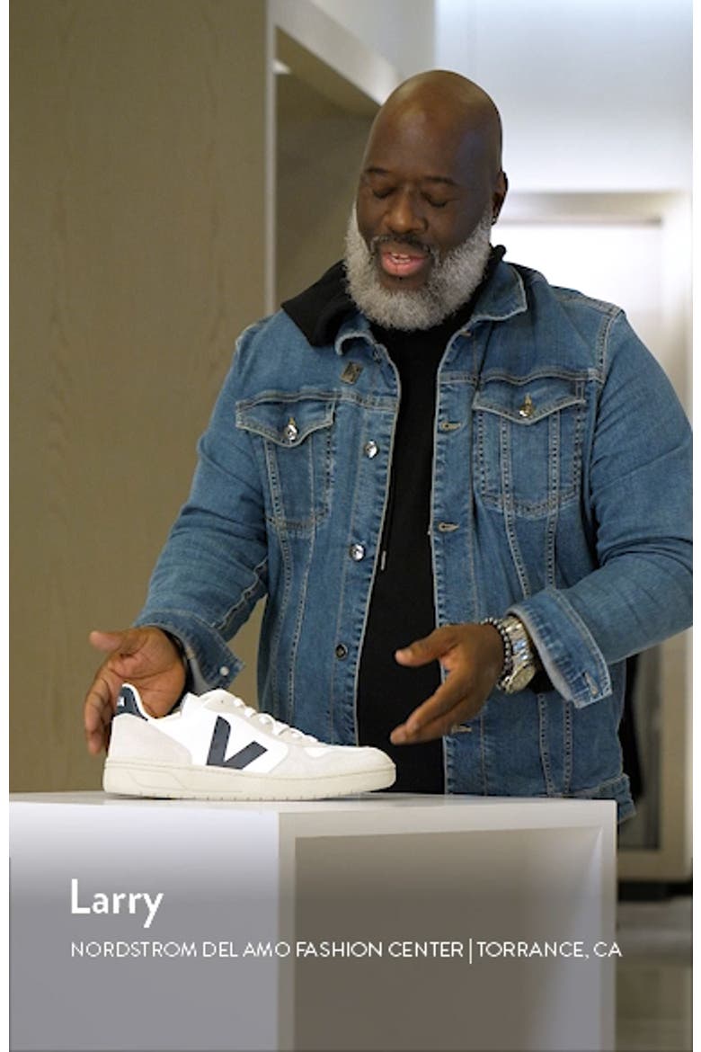 V-10 Sneaker video