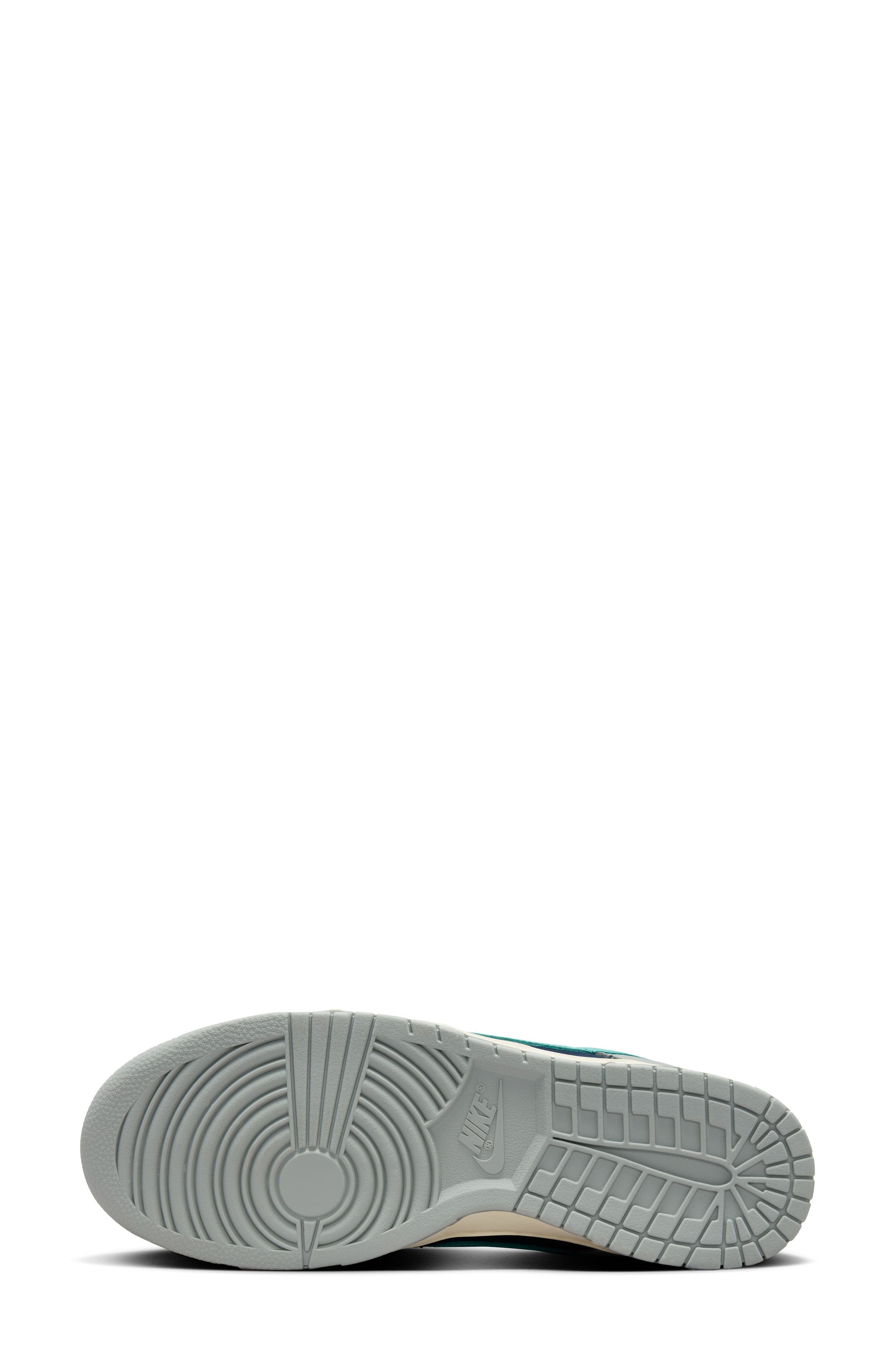 Nike Dunk Low Retro Premium Sneaker, Alternate, color, 