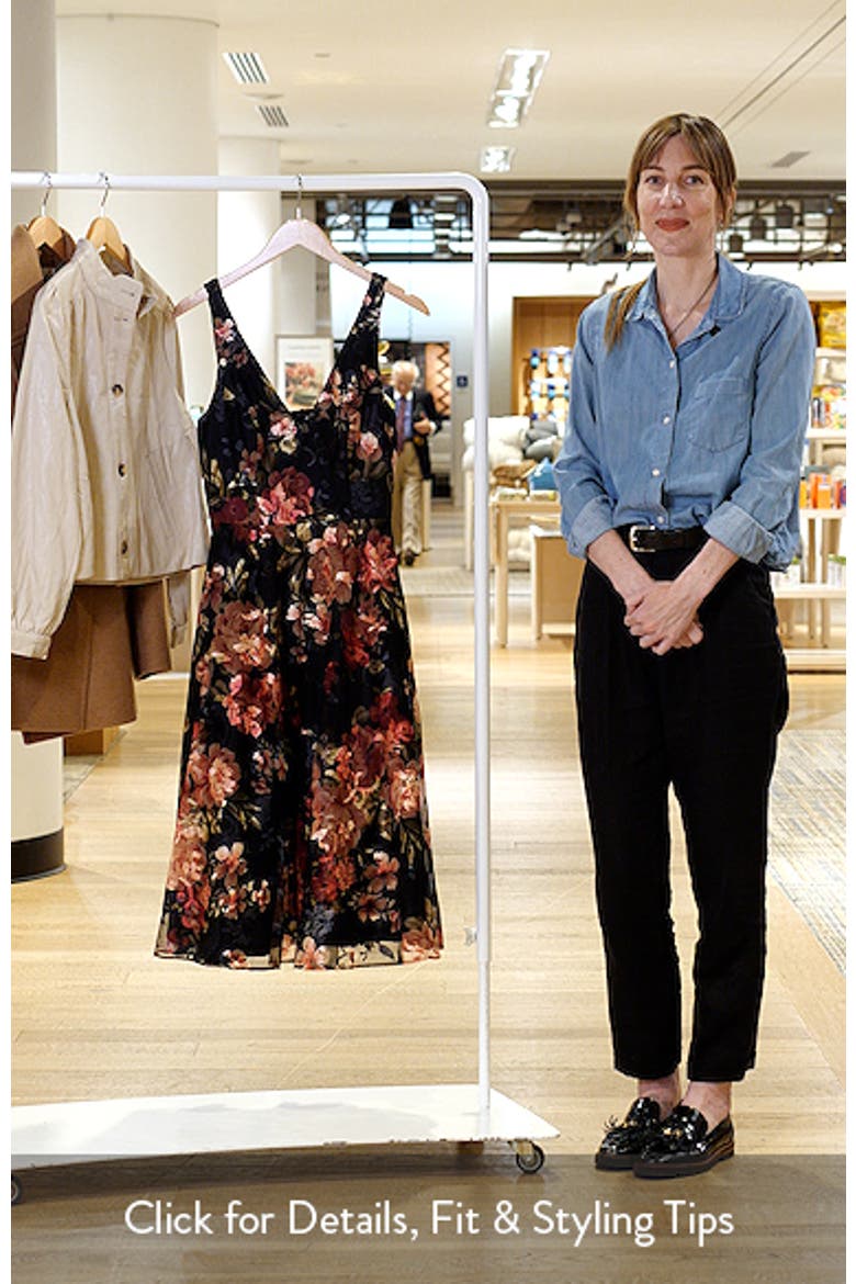 Floral Embroidered Sleeveless Chiffon Cocktail Dress video