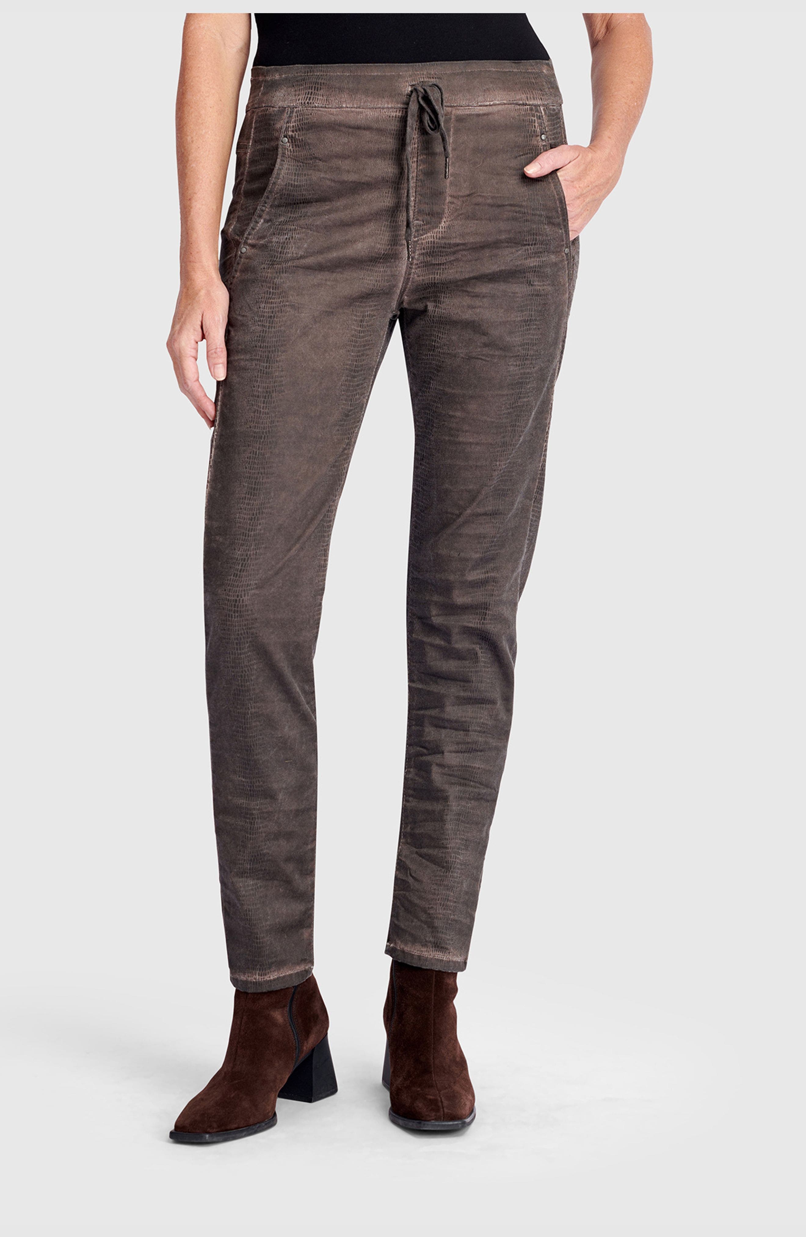 Washed Iconic Stretch Jeans